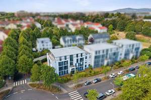 Drei Zimmer. Drei Außenbereiche. Ganz oben. - Besonderes Wohnen am Riedberg - sofort verfügbar – 60438 Kalbach-Riedberg, Frankfurt am Main – Vorschaubild 24