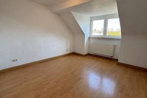 Große Dachgeschosswohnung in Essen – Ideal für Familien oder WG – Die vollständige Adresse der Immobilie erhältst du vom Anbieter., 45128 Südviertel, Essen – Vorschaubild 6
