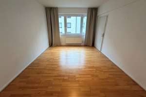 ***NETTE MIETER GESUCHT - 1 ZIMMERWOHNUNG NÄHE HOFGARTEN***