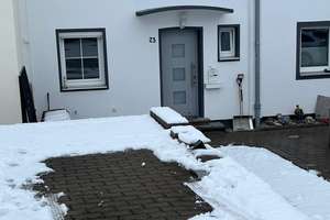 Charmantes 5-Zimmer Reihenhaus in Kempten-Lenzfried mit Garten – Saarlandstraße 23, 87437 Engelhalde/Cambodunumpark, Kempten (Allgäu) – Vorschaubild 1