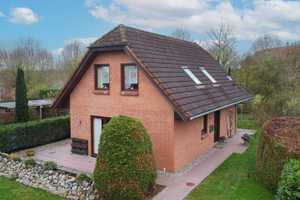 Familienoase zwischen Wismar und Schwerin: Schönes EFH mit gepflegtem Garten und einer Garage – Nordwestmecklenburg (Kreis) – Vorschaubild 2