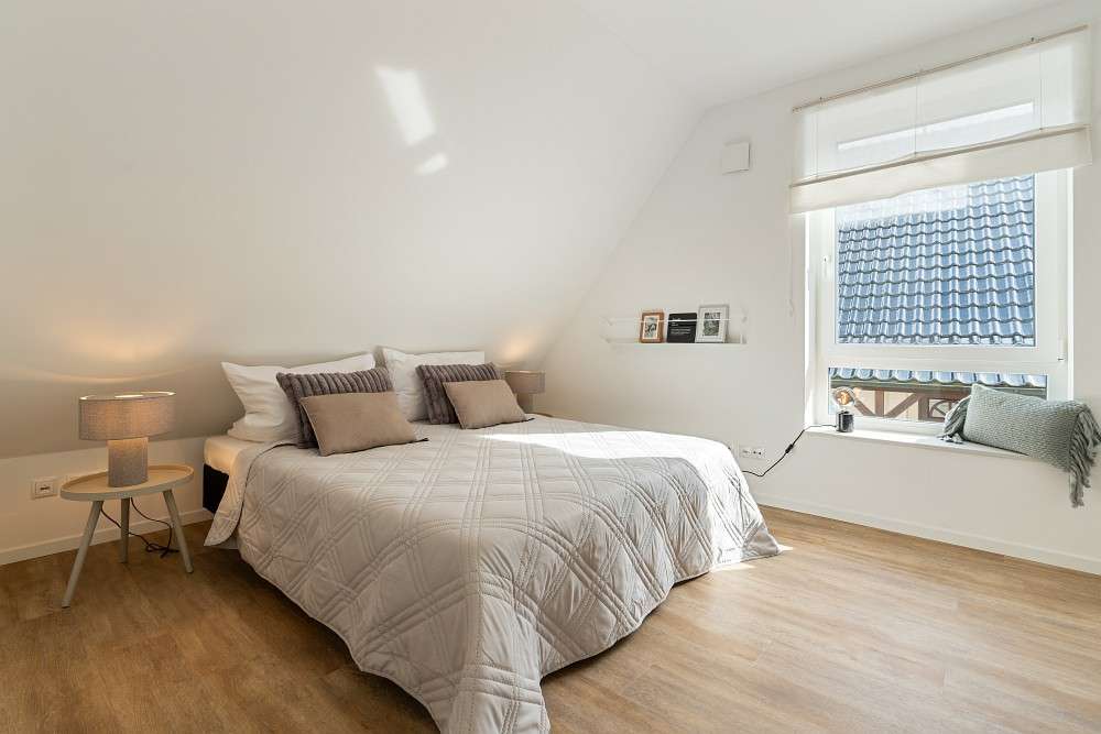 Immobilie in Hoisdorf - Kapitalanlage: Moderne Doppelhaushälfte mit gehobener Ausstattung in familienfreundlicher Wohnlage - Bild 14