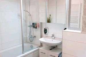 Attraktive 4-Zimmer-Wohnung mit Balkon und Stellplätzen in Stuttgart-Kaltental – Die vollständige Adresse der Immobilie erhältst du vom Anbieter., 70569 Kaltental, Stuttgart – Vorschaubild 9
