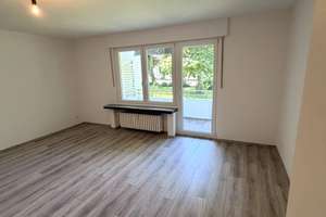 Traumhaft schöne, komplett sanierte, 3 Zimmer Wohnung mit Balkon in Duisburg zu vermieten