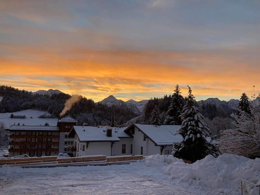 Immobilie in Oberstdorf - Ferienwohnung mit traumhafter Bergsicht - Privatverkauf - Bild 0