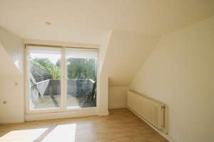 neu renovierte DG Wohnung mit Blick ins Grüne – Marsbruchstraße 36, 44287 Aplerbeck (Ortsteil), Dortmund – Vorschaubild 2