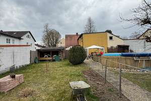 Charmantes Einfamilienhaus mit großem Grundstück – viel Potenzial in Wutzlhofen-Konradsiedlung – Mülhausener Str 34, 93057 Konradsiedlung-Wutzlhofen, Regensburg – Vorschaubild 12