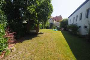 GEMÜTLICHES DREIFAMILIENHAUS MIT SCHÖNEM GARTEN UND 4 GARAGEN – Zweibrücken – Vorschaubild 5