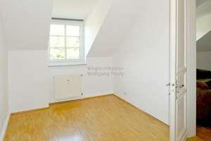 Deckenhöhen bis zu 4,50m ++ XXL-Türen/ Balkon/ perfekter Weitblick – Die vollständige Adresse der Immobilie erhältst du vom Anbieter., 40476 Derendorf, Düsseldorf – Vorschaubild 12