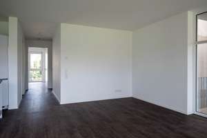 Wohnen im Park -schöne 3-Zimmer-Wohnung im 2. OG mit Balkon mit Blick ins Grüne – Werner-Uhlworm-Str. 8, 99085 Krämpfervorstadt, Erfurt – Vorschaubild 4