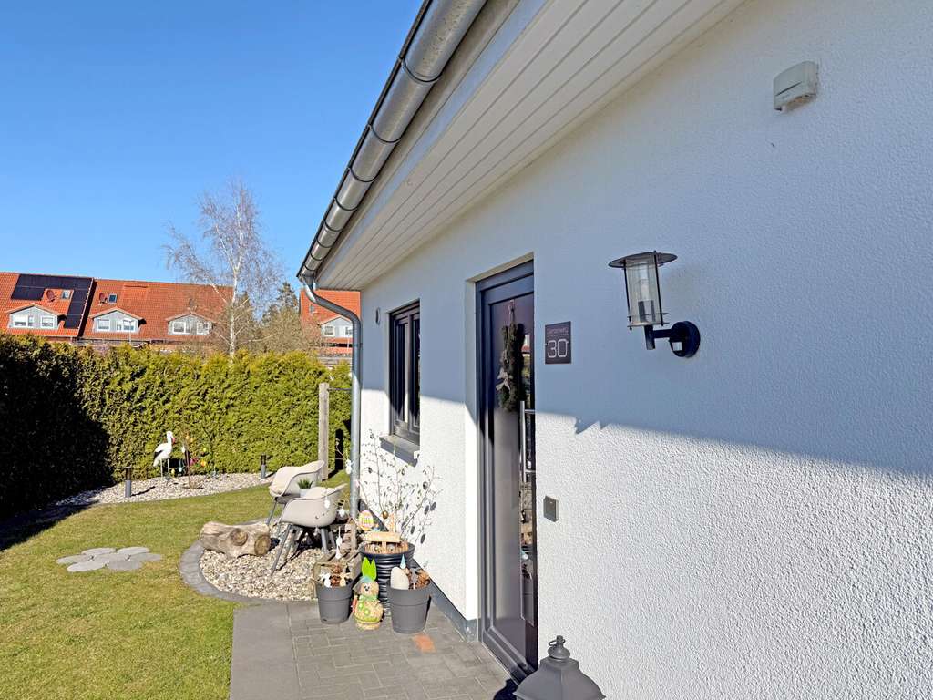 Immobilie in Lützow - Neuwertiges EFH mit Charme ! - Bild 4