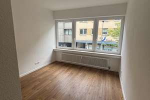 Lebendiges Stadtleben in Koblenz: 4-Zimmer-Wohnung mit Balkon