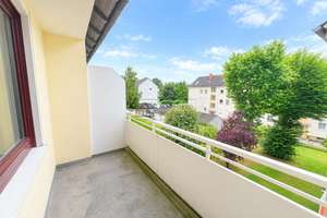 Attraktive 3-Zimmer-Wohnung mit Dachgeschosszimmer, Balkon & zwei Stellplätzen in Bremen-Aumund – Die vollständige Adresse der Immobilie erhältst du vom Anbieter., 28755 Aumund-Hammersbeck, Bremen – Vorschaubild 8