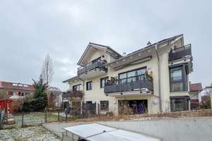 Neuwertiges, modernes 5-Familienhaus in bevorzugter Wohnlage – Die vollständige Adresse der Immobilie erhältst du vom Anbieter., 82362 Weilheim in Oberbayern – Vorschaubild 1