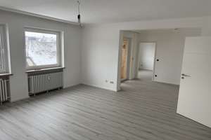 Charmante 2,5-Zimmer Wohnung im 3. OG mit Balkon in Hannover-Anderten