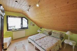 Schönes Familienhaus in ruhiger Lage! – Die vollständige Adresse der Immobilie erhältst du vom Anbieter., 76857 Ramberg – Vorschaubild 15