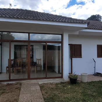 Villa zum Verkauf in Macaster, Valencia. Ruhige Lage nur 40 Minuten von der Stadt entfernt.