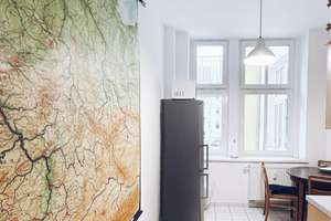 Charmante Altbauwohnung mit Balkon mitten im Kiez – Lenbachstraße 4, 10245 Friedrichshain, Berlin – Vorschaubild 3