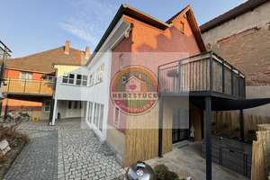 Exklusives Mehrfamilienhaus mit zweitem separaten herrlichen Wohnhaus zu verkaufen, komplett renovie – Die vollständige Adresse der Immobilie erhältst du vom Anbieter., 95448 Hammerstatt/St. Georgen, Bayreuth – Vorschaubild 5