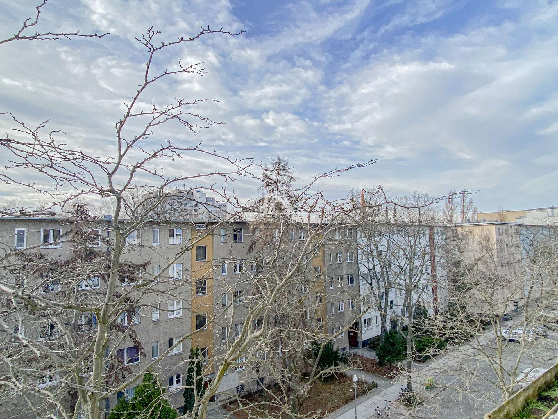 SPANNENDES HANDWERKERPROJEKT IN MOABIT! SUPERHELLE UND PERFEKT GESCHNITTENE WOHNUNG! PROVISIONSFREI!, Berlin – Bild 3