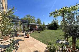 Neuwertiges, freistehendes Traumhaus mit sonnigem Garten und Fernblick in 1-A-Wohnlage – Bad Kreuznach (Kreis) – Vorschaubild 2