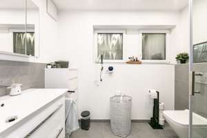 Modernisiertes Reihenmittelhaus mit zwei WE und ausgebautem Dachgeschoss – Die vollständige Adresse der Immobilie erhältst du vom Anbieter., 89079 Wiblingen, Ulm – Vorschaubild 13