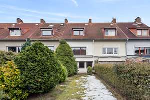 Ruhig gelegenes Reihenhaus mit guter Raumaufteilung und Ausbaupotential – Die vollständige Adresse der Immobilie erhältst du vom Anbieter., 28259 Kirchhuchting, Bremen – Vorschaubild 18
