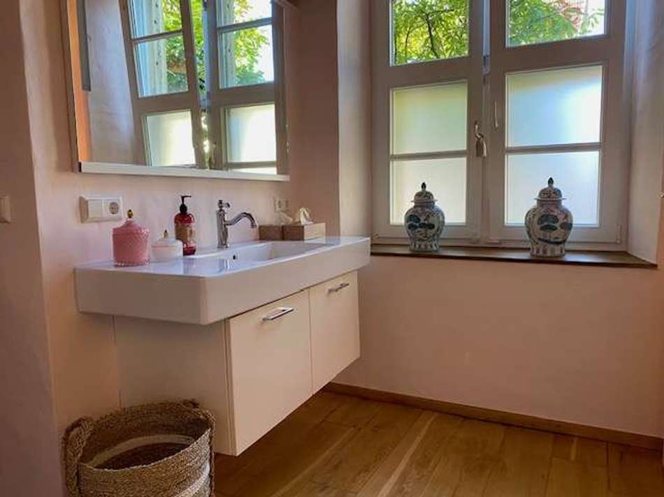 EG Badezimmer mit Dusche und W