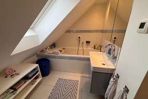Top Luxus sanierte 5 Zimmer Maisonette-Wohnung mit großem Südbalkon, Garten, Keller und Garage – Die vollständige Adresse der Immobilie erhältst du vom Anbieter., 81475 Fürstenried-West, München – Vorschaubild 14
