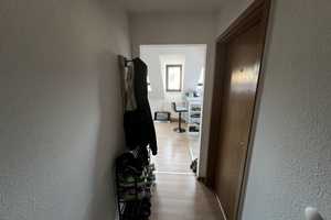 Nachmieter gesucht - möblierte Wohnung perfekt für Studenten und Auzubis – Weststraße 36, 9112 Chemnitz – Vorschaubild 1