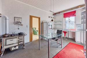 Viel Platz und zahlreiche Möglichkeiten – Wohnhaus mit Entwicklungspotenzial in Geisenheim OT – Die vollständige Adresse der Immobilie erhältst du vom Anbieter., 65366 Geisenheim – Vorschaubild 17