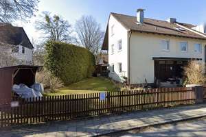 Wohnen wie in einer Doppelhaushälfte -REH in München Moosach