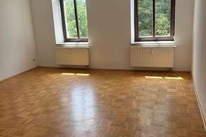  2-Zimmer mit Balkon! EBK möglich! – Uhlichstraße 8, 9112 Kaßberg, Chemnitz – Vorschaubild 1