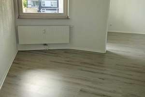 WBS erforderlich, 3 Zimmer Wohnung mit Balkon in Neumühl zu vermieten – Gartenstraße 164, 47167 Neumühl, Duisburg – Vorschaubild 2