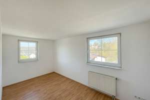 Ihr neues Zuhause in Lonsee: Helle Doppelhaushälfte mit großzügigem Raumgefühl – Die vollständige Adresse der Immobilie erhältst du vom Anbieter., 89173 Lonsee – Vorschaubild 8