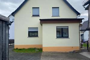 Renditeobjekt Vermieten oder Wohnen mit Charakter: Einfamilienhaus in Schöffengrund Laufdorf – Die vollständige Adresse der Immobilie erhältst du vom Anbieter., 35641 Schöffengrund – Vorschaubild 5