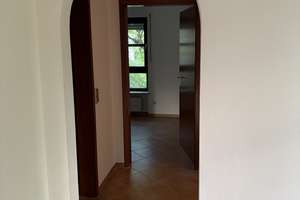 Ruhige, helle 3-Zimmer-Wohnung in Obersendling mit S/W-Balkon – Kleinstraße 23, 81379 Thalkirchen, München – Vorschaubild 11