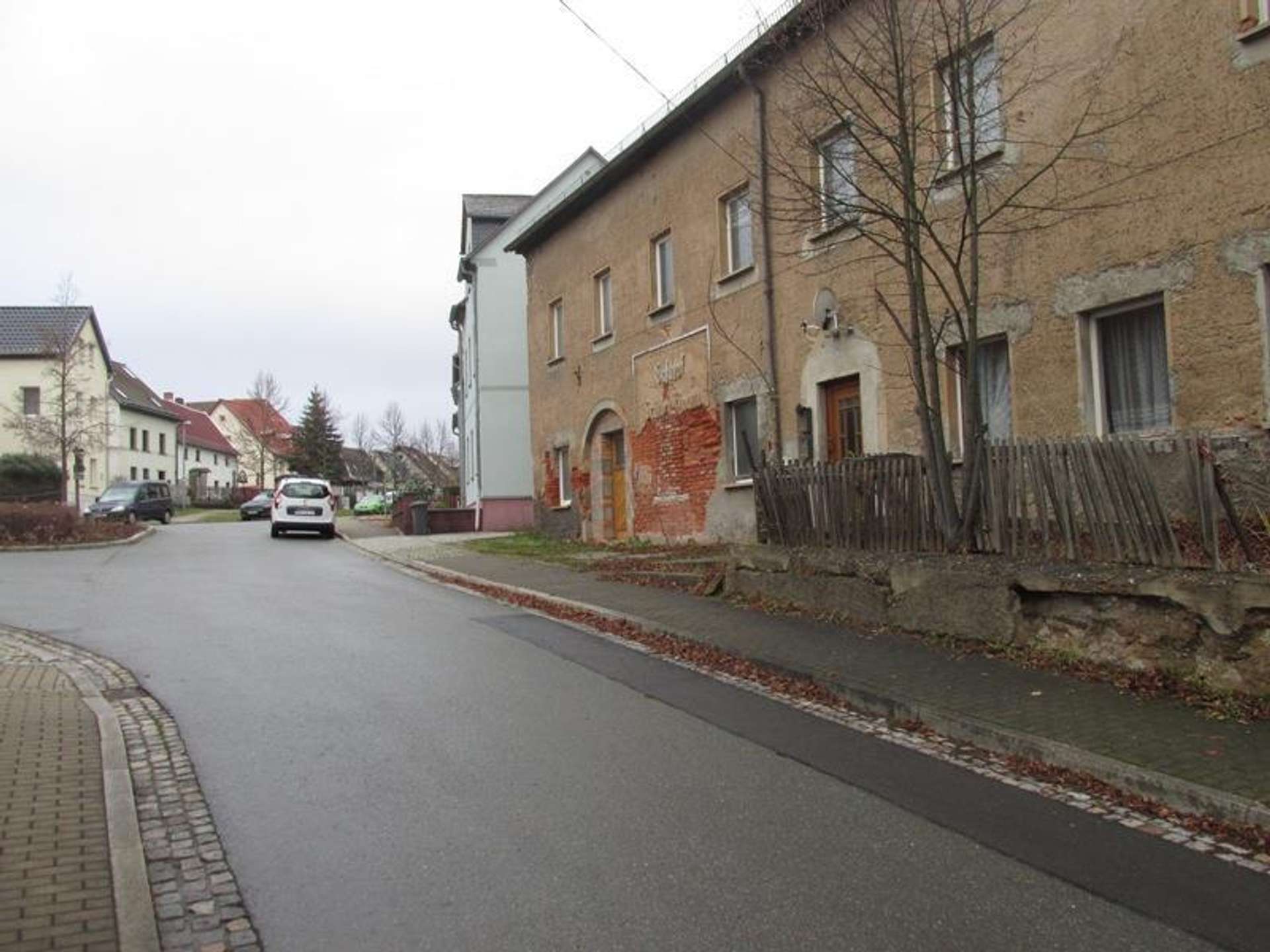 Sanierungsbedürftiges Mehrgenerationshaus in Ronneburg bei Gera, Greiz Kreis – Bild 4