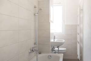 Charmante 2-Zimmer-Wohnung mit Balkon – Mendelejewstraße 21, 9599 Freiberg – Vorschaubild 4