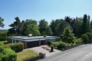 durchdachtes Architektenhaus mit besonderem Flair  – Hof (Kreis) – Vorschaubild 1