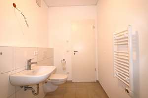 Urbane Wohnqualität im Spinelli Quartier – Stylische 4 ZKB-Wohnung mit Loggia und Dachterrasse – 68309 Käfertal, Mannheim – Vorschaubild 11