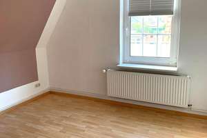 Zweifamilienhaus mit Werkstatt in zentraler Lage. – Die vollständige Adresse der Immobilie erhältst du vom Anbieter., 24768 Rendsburg – Vorschaubild 13