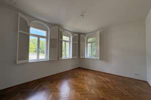 *Exklusive und sehr schöne 4,5-Zimmer-Wohnung in aufwendig sanierter Villa* – Die vollständige Adresse der Immobilie erhältst du vom Anbieter., 1099 Radeberger Vorstadt, Dresden – Vorschaubild 17