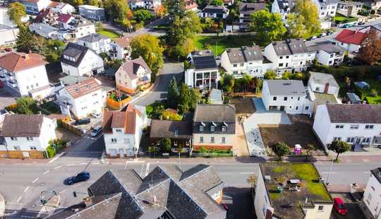 Bild von Handwerkerfamilie aufgepasst! Einfamilienhaus zur Sanierung in Kelkheim-Fischbach!