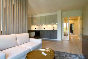 Hochwertig möbliertes Apartment in 5. Etage mit Balkon – Kuhmühl 4, 22087 Hohenfelde, Hamburg – Vorschaubild 2
