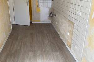 Großzügige, barrierefreie 2-Zimmerwohnung in Krefeld mit neuem Bad und Laminatboden – Dülkener Straße 30, 47804 Benrad-Süd, Krefeld – Vorschaubild 5