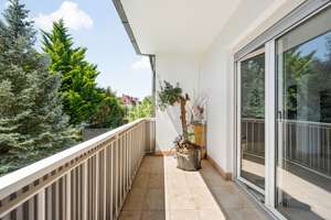 Hochwertig renovierte 5,5-Zimmer-Wohnung mit Balkon in grüner Umgebung (Stuttgart-Zuffenhausen) – 70439 Zuffenhausen-Frauensteg, Stuttgart – Vorschaubild 20
