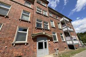 Geräumige 3 Zimmer-Wohnung mit 2 Balkonen und Wannenbad – Vorwerker Str. 107, 23554 Sankt Lorenz Nord, Lübeck – Vorschaubild 1