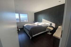 Exklusive Penthouse Wohnung mit traumhaften Ausblick und gehobener Innenausstattung – Die vollständige Adresse der Immobilie erhältst du vom Anbieter., 75179 Arlinger, Pforzheim – Vorschaubild 9