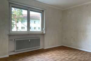 Schön geschnittene 4 Zimmer-Wohnung mit Loggia – Gebbertstr. 144, 91058 Sebaldus, Erlangen – Vorschaubild 7